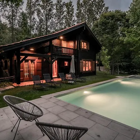 Pensjonat Prado Do Xisto - Chale De Madeira A 7km De Braga