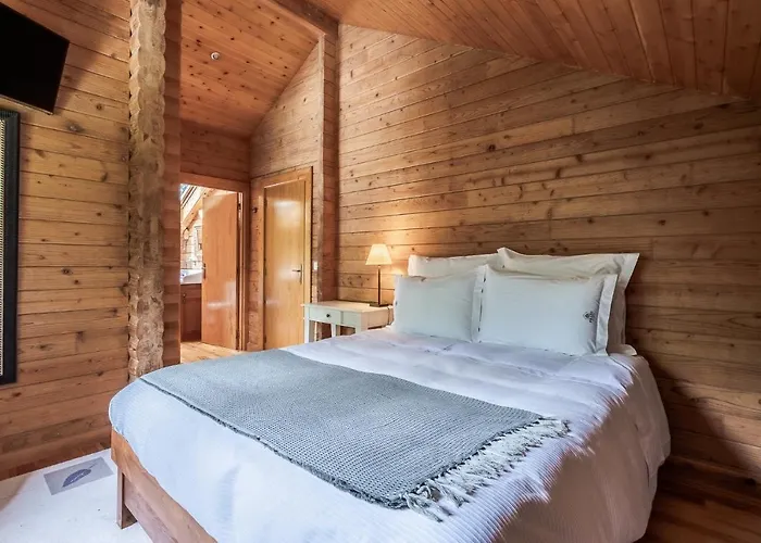 Vendégház Prado Do Xisto - Chale De Madeira A 7km De